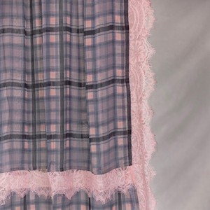 Hijab a Quadri <span class=keywords><strong>in</strong></span> Viscosa Modal Australiana con Bordo <span class=keywords><strong>in</strong></span> <span class=keywords><strong>Pizzo</strong></span> <span class=keywords><strong>Nero</strong></span>, <span class=keywords><strong>Scialle</strong></span> Leggero Traspirante a Doppio Pannello - Product Image 6