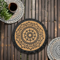 Napperon décoratif de table jetable en papier tissé fait à la main de 15 pouces pour la maison ou l'extérieur pour un banquet de mariage
