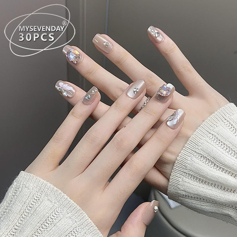 บันไดสั้นแบบสวมใส่ได้ BY1710เล็บ30ชิ้นกล่อง