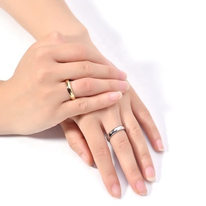 MICCI-Anillo de titanio y acero inoxidable para mujer, sortija Simple, lisa, ancha y fina, PVD, 18K, chapado en oro, venta al por mayor - Product Image 6