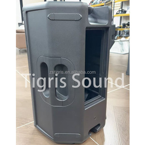 ลำโพงพีเอ EON715 แบบพกพาสำหรับวงดนตรี EON715 ลำโพง EON715 - Product Image 5