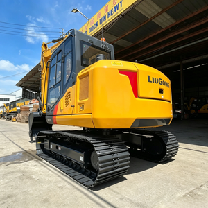 Excavatrice sur chenilles compacte 908E durable, cabine conviviale pour l'opérateur, faible temps d'absence, support de configuration personnalisée pour les applications municipales - Product Image 3