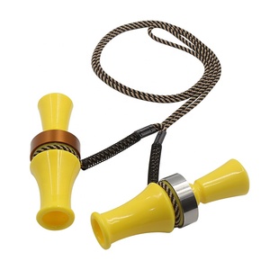 Cordón de nailon para llamador de patos con doble presilla y resorte antideslizante de acero inoxidable - Product Image 1