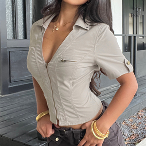 Camisa de mujer estilo utilitario con cremallera en el bolsillo, cuello con volantes, botones, manga corta, tejido transpirable, top de verano - Product Image 4