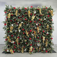 Arche de fleurs artificielles de Noël rouge et or, mur floral vert pin et rose rouge pour la décoration de fêtes, mariages et événements