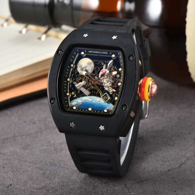 2024 New Top Quality Super Luminous Hollow Watch High Quality Silicone Chronograph Solo Lunar Astronaut Watch