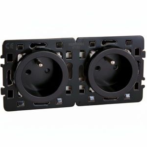 SQUARE Vulcain Pré-câblé Double 2P + T Socket Premium Plugs & Sockets - Product Image 1