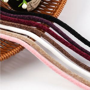 Cordon rond en chenille moelleux et duveteux de 5 mm d'épaisseur pour lacets et cordons de serrage - Product Image 1