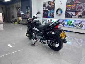 Suzuki GW250 <span class=keywords><strong>Inazuma</strong></span> 250cc <span class=keywords><strong>Moto</strong></span> Naked a Iniezione, Motore Bicilindrico Affidabile, Freni a Doppio Disco, Potenza Fluida - Product Image 5
