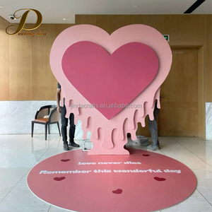 Photomaton extérieur sur mesure pour mariages, demande en mariage, et fêtes – Cabine ronde pour photos de baisers - Product Image 3