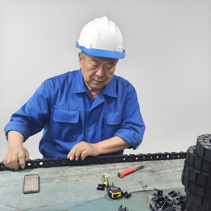 Yodel Chi Phí Hiệu Quả Tùy Chỉnh Cadena Porta Cáp 80*100 Băng Tải Nylon Kéo Chuỗi Cáp Nhựa Kéo Chuỗi Cho Máy CNC - Product Image 6