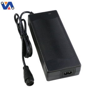 Nouveau <span class=keywords><strong>Chargeur</strong></span> d'Accessoire de Trottinette Électrique 58.1V 2A 116.2W avec Fiche Baming CE EAC IC UKCA IP20 pour Trottinette <span class=keywords><strong>Dualtron</strong></span> Mini - Product Image 4