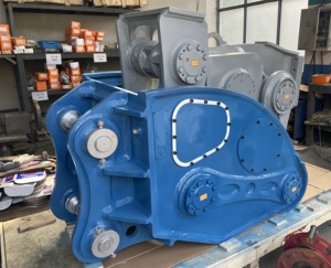 TAEKKO PC20 Vibro <span class=keywords><strong>Ripper</strong></span> per Escavatore, Demolitore Vibrazionale per Lavori Pesanti, Demolizione Efficiente di Roccia e Calcestruzzo - Product Image 3