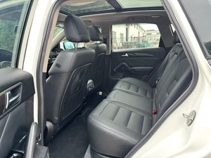 <span class=keywords><strong>Auto</strong></span> Usate 2017 Zotye T600 SUV di Seconda Mano 2.0T Turbo con Tetto Apribile Guida a Sinistra Basso Chilometraggio Vendita Calda Esportazione Ingrosso - Product Image 4