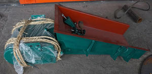 Alimentateur vibrant vertical triphasé Grizzly avec fonction de pré-cassage, capacité de 350 t/h, certifié ISO CE pour le concassage de pierres - Product Image 3