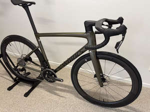 NOUVELLES VENTES ORIGINALES Vélo de <span class=keywords><strong>route</strong></span> électrique <span class=keywords><strong>Specialized</strong></span> Tarmac SL8 S-Works - Product Image 4