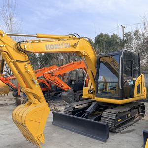 Mini-excavatrice sur chenilles Komatsu PC60 d'occasion, 6,3 tonnes, équipée d'une pompe à engrenages PLC d'origine japonaise, pour travaux de construction et agricoles, modèle 2022 - Product Image 1
