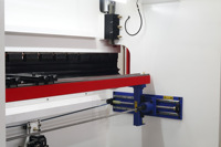 Cintreuse de tôles MYT entièrement automatique pour acier inoxydable, avec roulement 63T, 3200mm, moteur de presse hydraulique et pompe