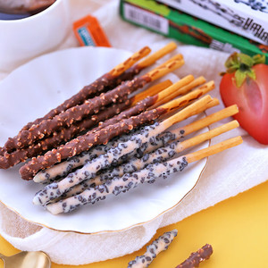 Hàn Quốc <span class=keywords><strong>Lotte</strong></span> paile thanh sô cô la trắng Cookie hạt hạnh nhân bánh sandwich sô cô la Biscuit Bar 37g - Product Image 3