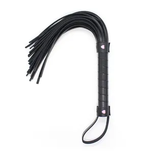 Kit Fetish BDSM sculacciata nera Bondage Slave PU flogger in pelle fruste di nappa