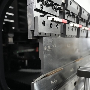 Presse plieuse CNC 20T pour tôles en acier au carbone, nouveau produit 2020, avec servomoteur 60 <span class=keywords><strong>Longbo</strong></span> 1000 - Product Image 6