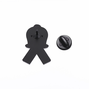 Lindo gato peligroso esmalte Pin mantener distancia broche divertido Animal solapa insignia joyería regalo para amigos y fans - Product Image 5