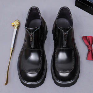 Chaussures habillées classiques pour hommes, fabriquées à la main, chaussures en cuir pour hommes avec finition brillante, chaussures habillées pour la mode et les tenues décontractées - Product Image 5