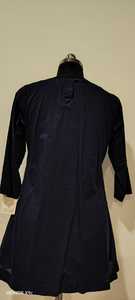 Abaya pour femmes en bleu marine brodée avec un motif floral, manches trois-quarts, coupe ample, longueur midi, robe en coton modeste pour tous les jours - Product Image 5