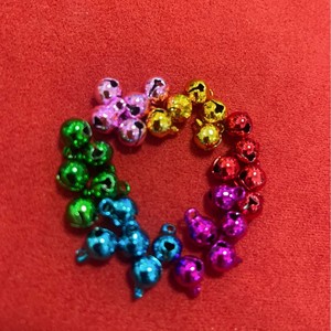 Campanas de metal coloridas de 14mm, 18mm, 22mm, cobre galvanizado para hacer pulseras, accesorios de joyería, formas mixtas, patrón redondo - Product Image 1