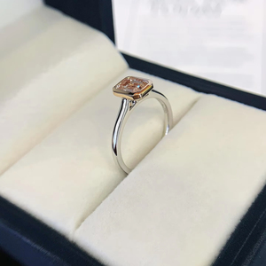 Anello Solitarie smeraldo di alta qualità di alta qualità rosa diamante da laboratorio 18K misura oro bianco anello promessa personalizzato per matrimonio - Product Image 2