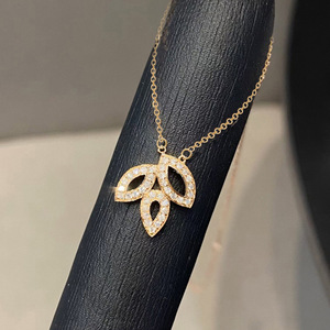 Collana con ciondolo a foglia cava semplice per donna, gioielli alla moda, regalo per l'uso quotidiano - Product Image 4
