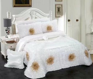 Korean Style Floral Curtain Bedding Set <strong>Beige</strong> Wedding Lace Jacquard <strong>Bedspreads</strong> - Product Image 3