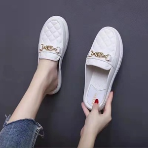 Women's Stylish Korean-Style <b>Square</b> Toe Slip-On Mules Soft-Soled Beach Sandals <b>Adjustable</b> Strap Cotton Lining for Students - Product Image 2