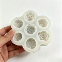 7-fach 3D Rosenblütenform aus lebensmittelechtem BPA-freiem Antihaft-Silikon für Seife, handgemachte Kuchen, Kerzen und DIY-Bastelbedarf