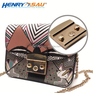 Sac à main en alliage doré léger pour femme, Design à la mode, presse-étoupe de serrure à pression - Product Image 6