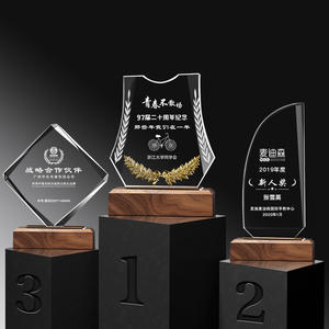 2023 Premio de cristal de alta calidad Premio de trofeo de cristal personalizado transparente en blanco al por mayor - Product Image 3