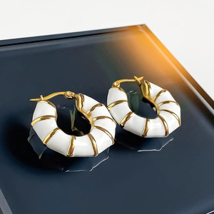 Orecchini a Cerchio Geometrici in Bambù Smaltato per Donne, Gioielli di Moda Delicati a Forma di Poligono - Product Image 6
