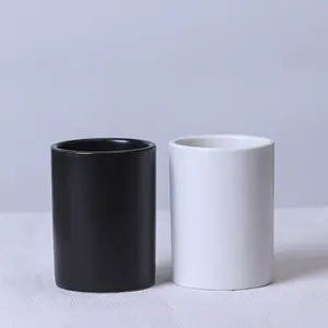 Tasse droite minimaliste moderne tasse en céramique noire et blanche sans poignée tasse d'hôtel