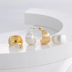 Etelleza Simple Design Light Luxury High-End Retro Earrings Fashion Brushed Gold Plated Earrings For Women