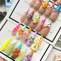 Faux ongles à presser en gel 3D fleuris peints à la main, lot de 10 pièces, courts, fantaisie, faits à la main, épais, en acrylique, pour la pose rapide