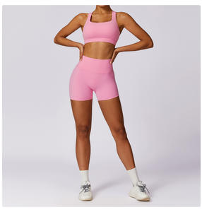 Pantalones de yoga ligeros y ajustados de cintura alta para mujer, venta directa de fábrica, pantalones cortos atléticos con realce de cadera para correr y mallas de gimnasio - Product Image 3