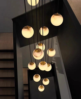Lustre pour escalier à plafond haut et grand espace, avec plusieurs lumières, en albâtre naturel, en forme de boule