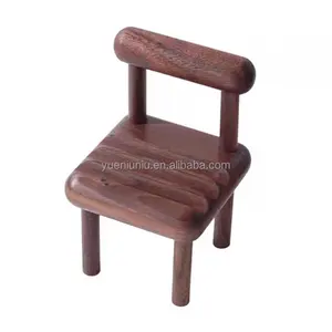 Support de téléphone paresseux de bureau en hêtre en noyer personnalisé, base de téléphone portable de chaise de caisse en bois