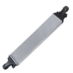 Refroidisseur intermédiaire OEM d'usine pour Audi <span class=keywords><strong>A4</strong></span> <span class=keywords><strong>B8</strong></span> pour refroidisseur intermédiaire Audi <span class=keywords><strong>A4</strong></span> B9 8K0145805G - Product Image 3