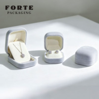 Boîte à bijoux en velours personnalisée FORTE avec logo sérigraphié gris, bracelet, collier, bague, boîte cadeau en velours
