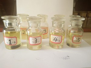 뜨거운 최고 품질 담황색 액체 DMP30 2,4 6-tris dimethylaminomethyl 페놀 촉매 에폭시 경화제
