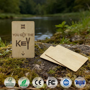 Umweltfreundliche Gravur-Logo 13,56 MHz Gravierte <span class=keywords><strong>RFID</strong></span> <span class=keywords><strong>MIFARE</strong></span> Classic 4K Wasserdichte Zugangskontrolle <span class=keywords><strong>RFID</strong></span> Holz-Hotelschlüsselkarte - Product Image 1