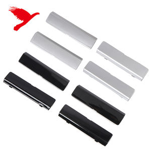 Pour Toyota Highlander 20-24 Accessoires extérieurs de voiture Rails de <span class=keywords><strong>toit</strong></span> Capuchon de fin de rail de <span class=keywords><strong>toit</strong></span> Remplacement (SEULEMENT compatible avec le rail OEM) - Product Image 1