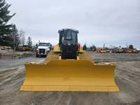 Bulldozer sur chenilles CAT D5 d'occasion, modèle 2024, d'origine japonaise, avec lame VPAT, faible nombre d'heures de fonctionnement, moteur hydraulique et pompe.