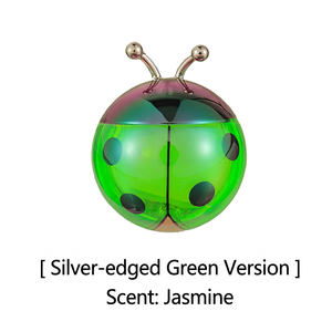 Diffuseur de parfum pour voiture en forme de coccinelle, à fixation sur grille d'aération, par évaporation naturelle, parfum longue durée de jasmin vert, aromathérapie 16-30 jours - Product Image 4